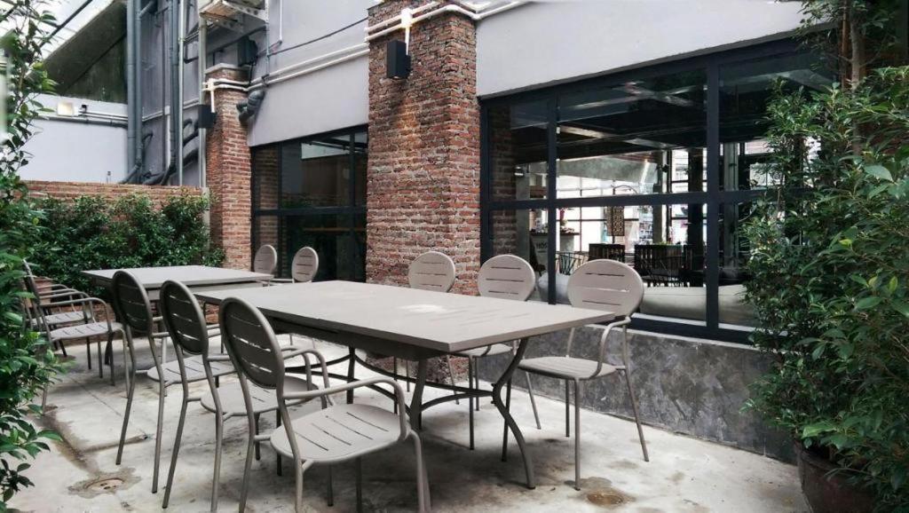 OYO 75332 Vm1 Hostel Bangkok Buitenkant foto